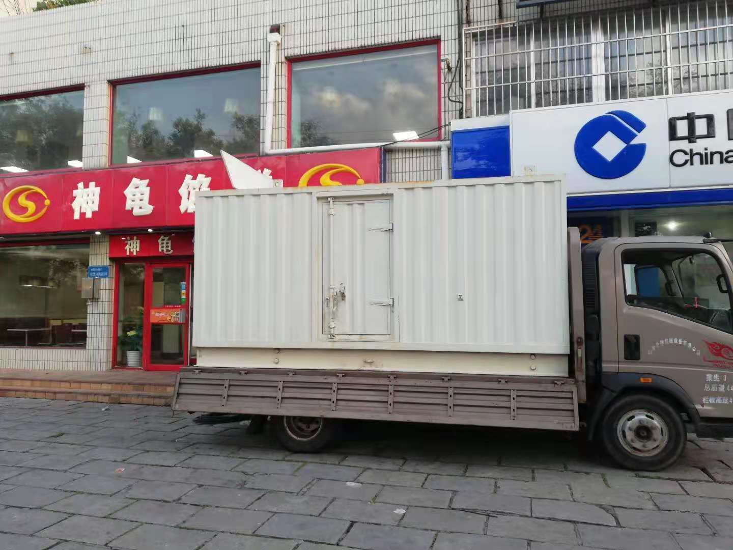 鄱阳出租发电机-柴油发电机组错误的启动方式