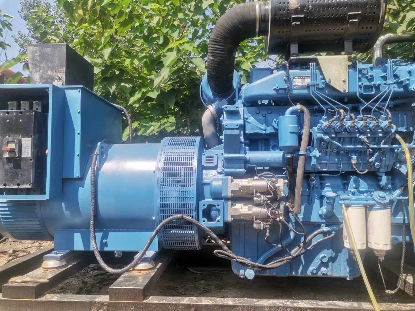 鄱阳详细说明降低 800kW 柴油发电机输出电流波动的方法