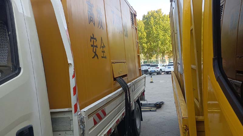 鄱阳如何判断柴油发电机组和UPS电源的切换时间是否符合要求？