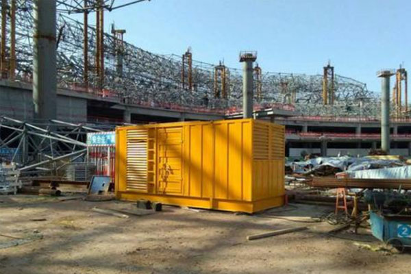 鄱阳发电机出租如何判断空气滤清器是否需要更换？
